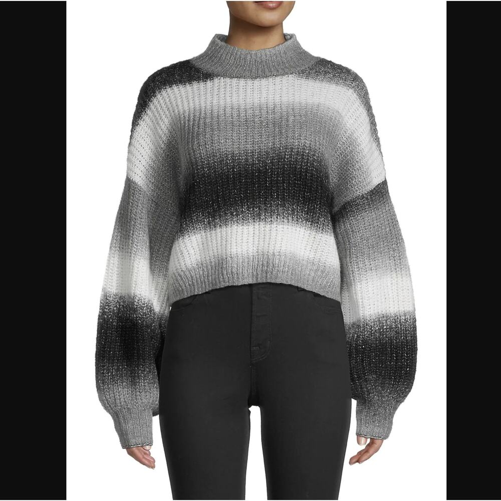 NWT Vigoss Ombre Sweater - Large